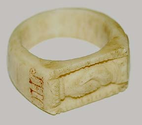 Hand-Carved Civil War Era Ring - http://www.langantiques.com/university/index.php/American_Jewelry:_Part_III